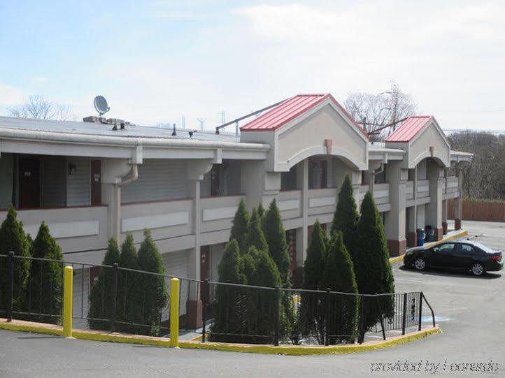 Red Carpet Inn - New Brunswick Zewnętrze zdjęcie
